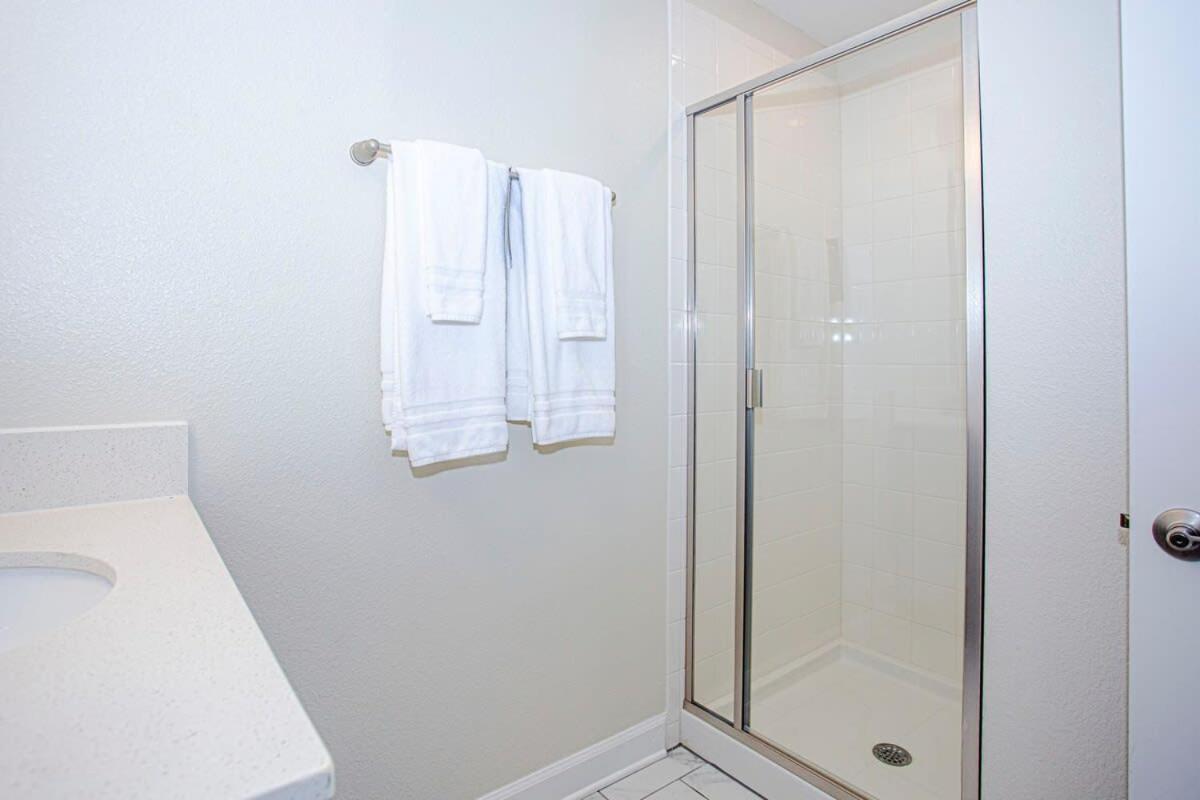 Wonderful 5 Bedroom W/ Pool Close To 4801 Ferienhaus