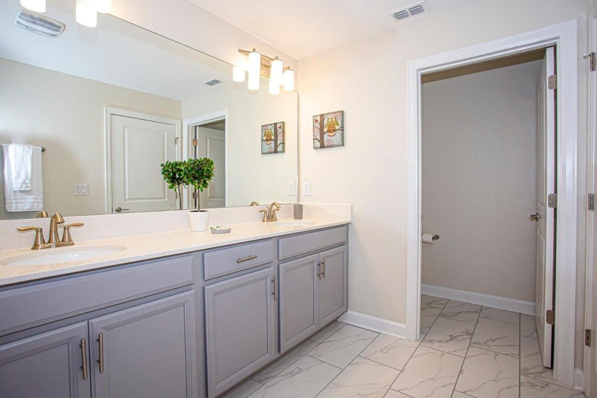 Wonderful 5 Bedroom W/ Pool Close To 4801 Ferienhaus