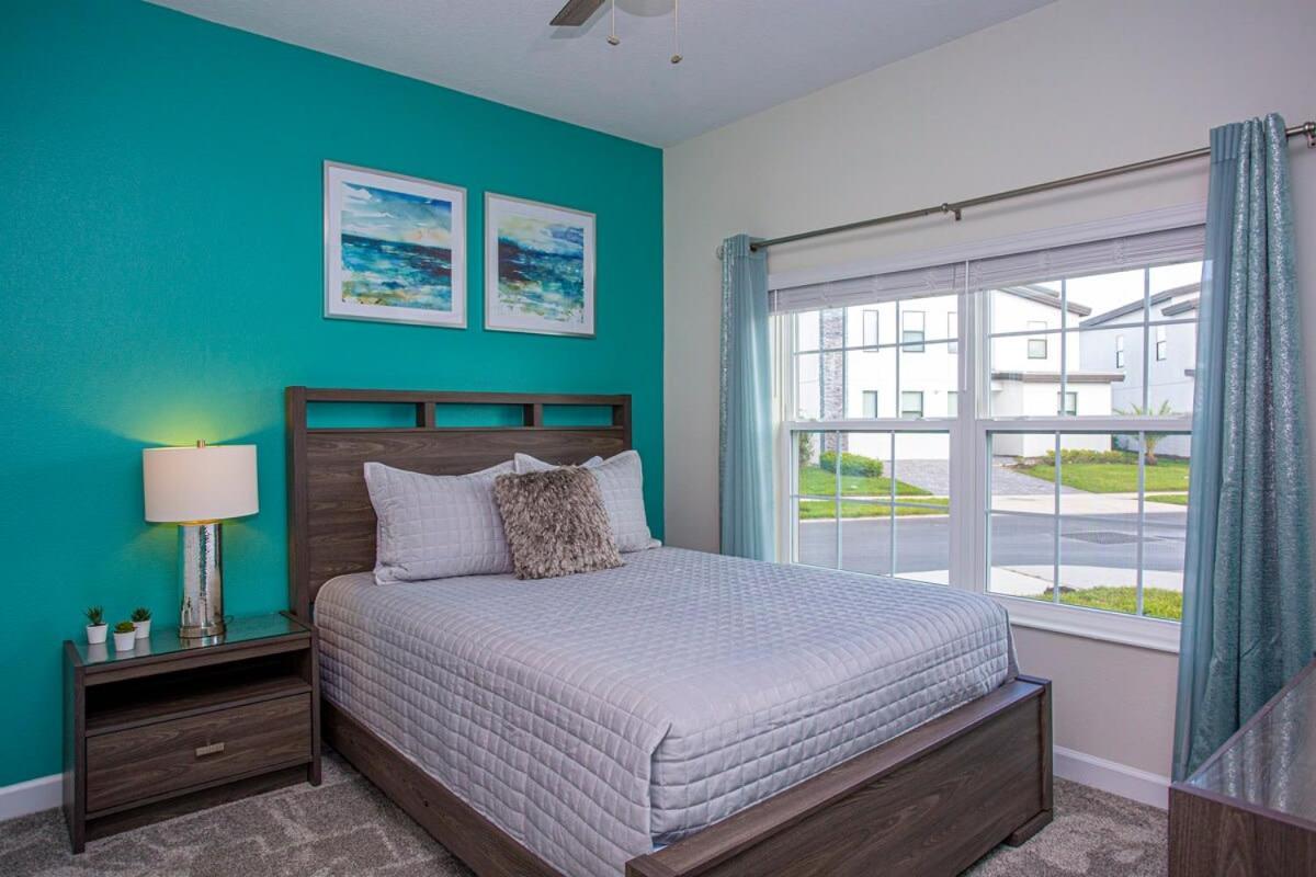 Casa vacanze Wonderful 5 Bedroom W/ Pool Close To 4801